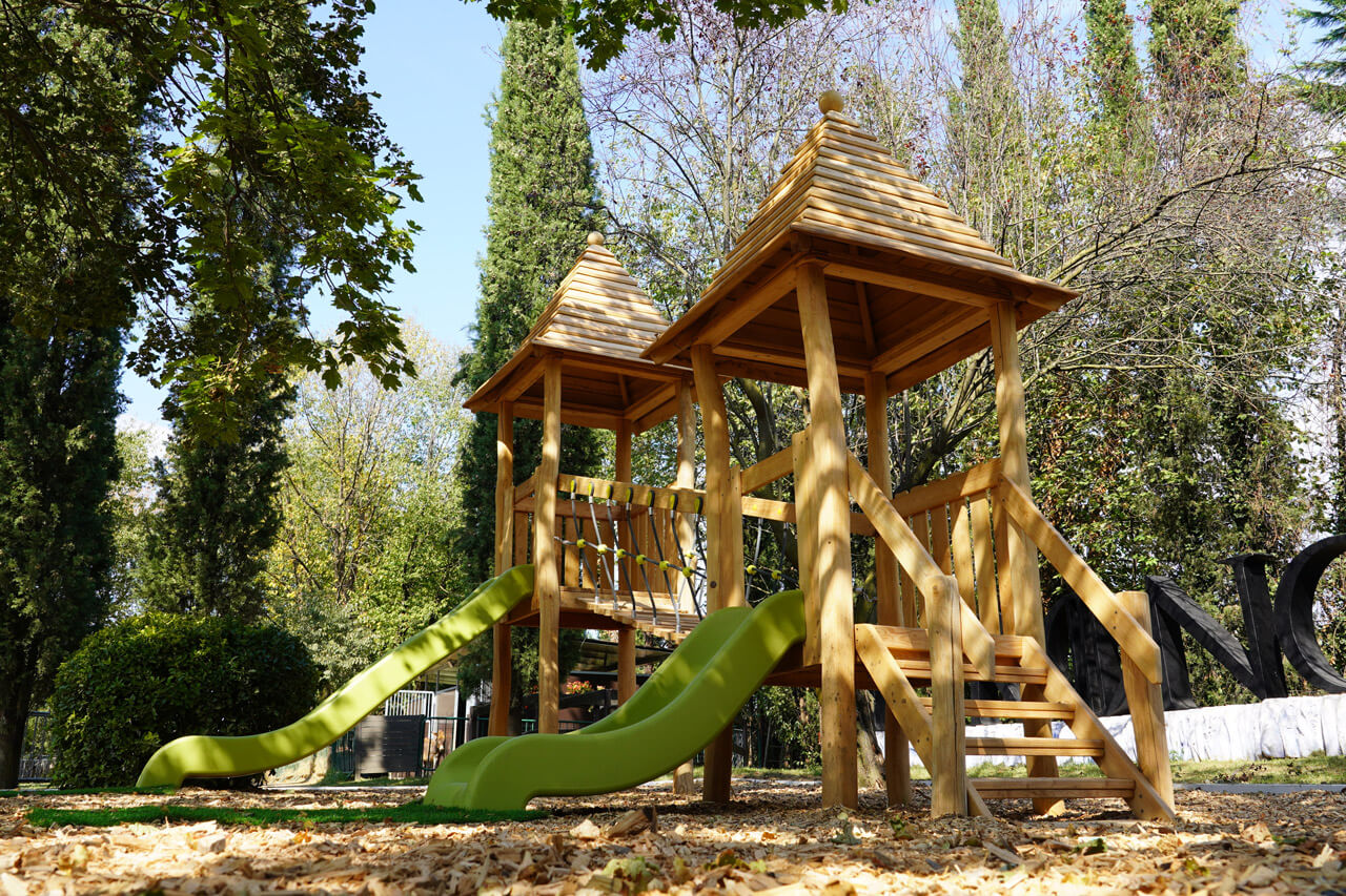 Giochi per bambini presso l'agriturismo La Camilla di Concorezzo